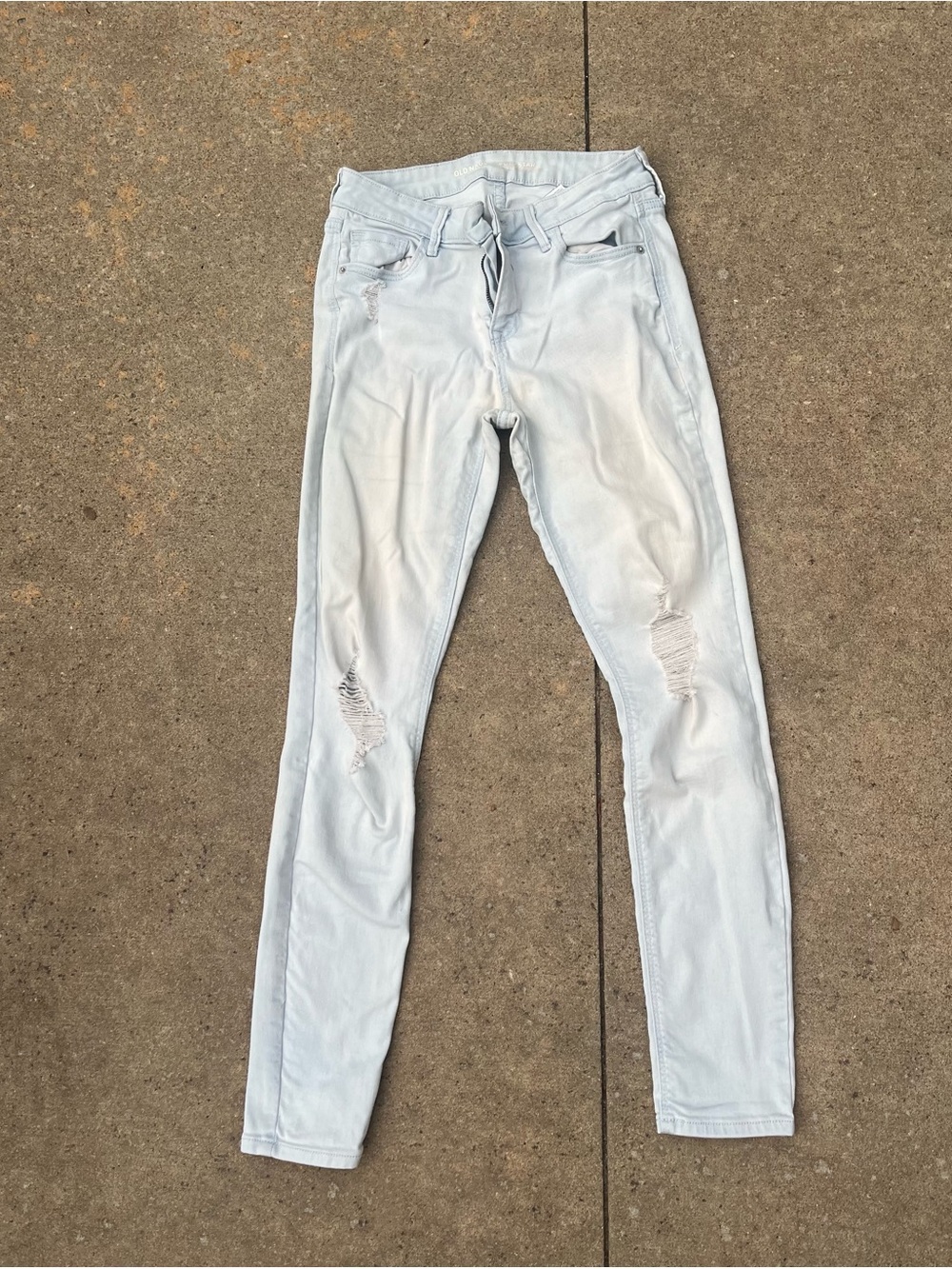 Old Navy light wash distressed skinny jeans